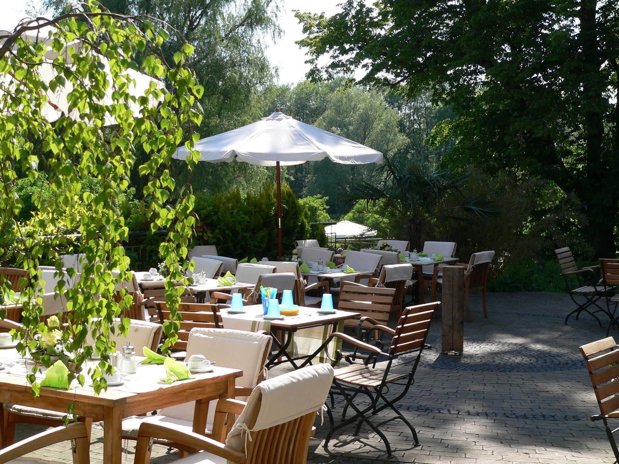 Gutshof Woldzegarten Hotel Exterior foto